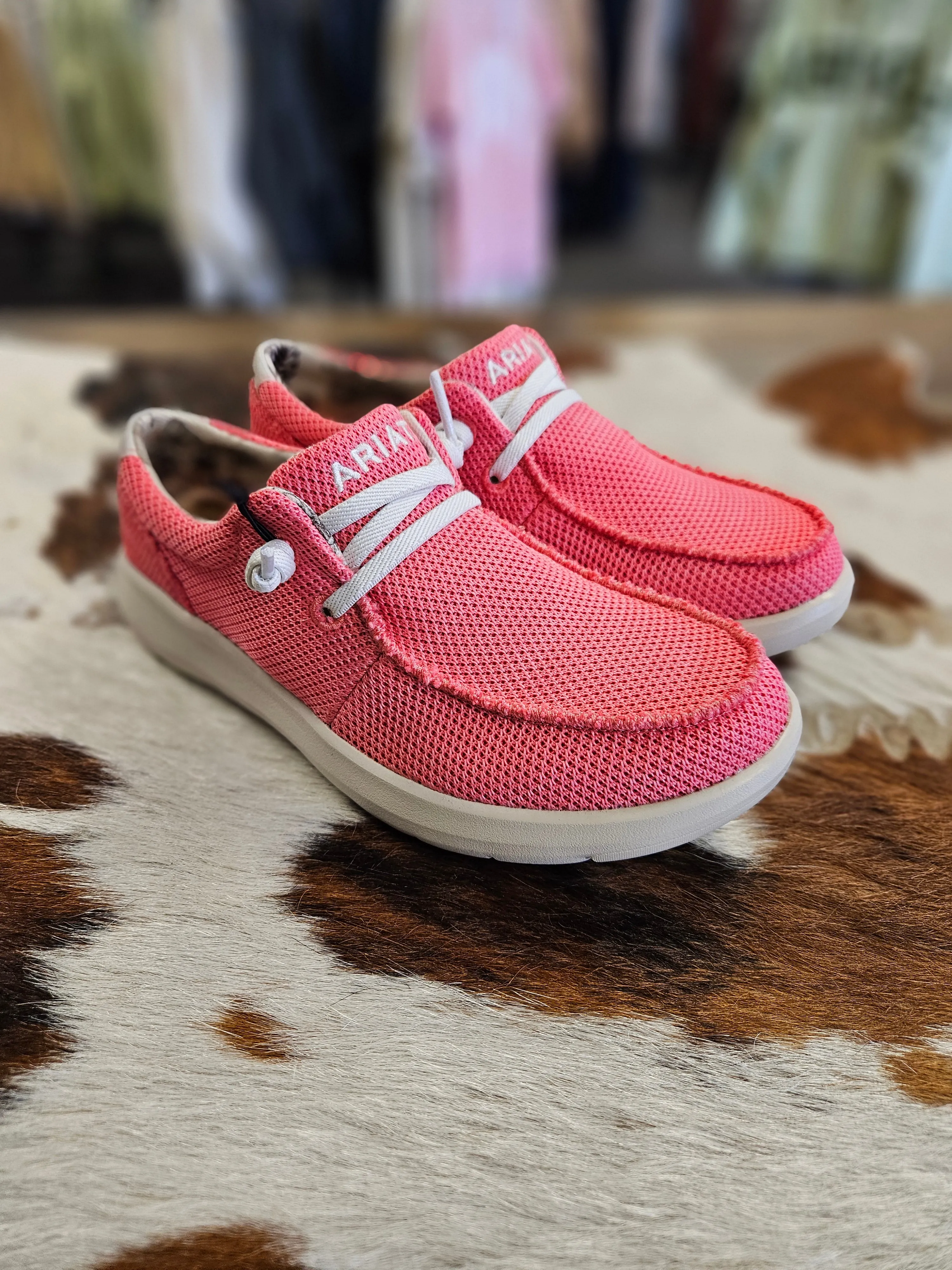 ARIAT WOMENS HILO LIGHT CORAL MESH