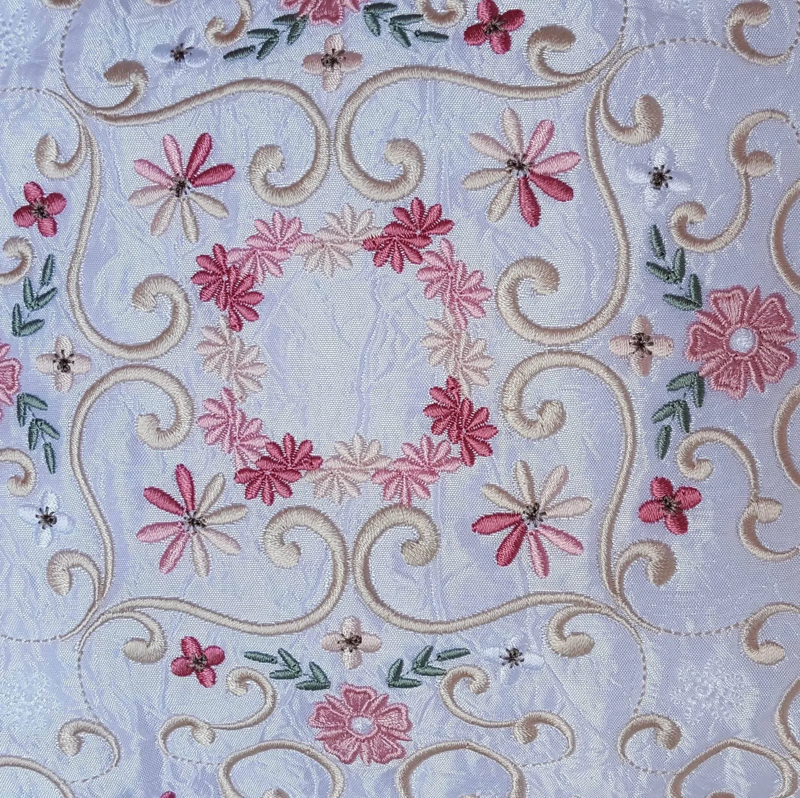 Champagne Joy Pillow Quilt Combo