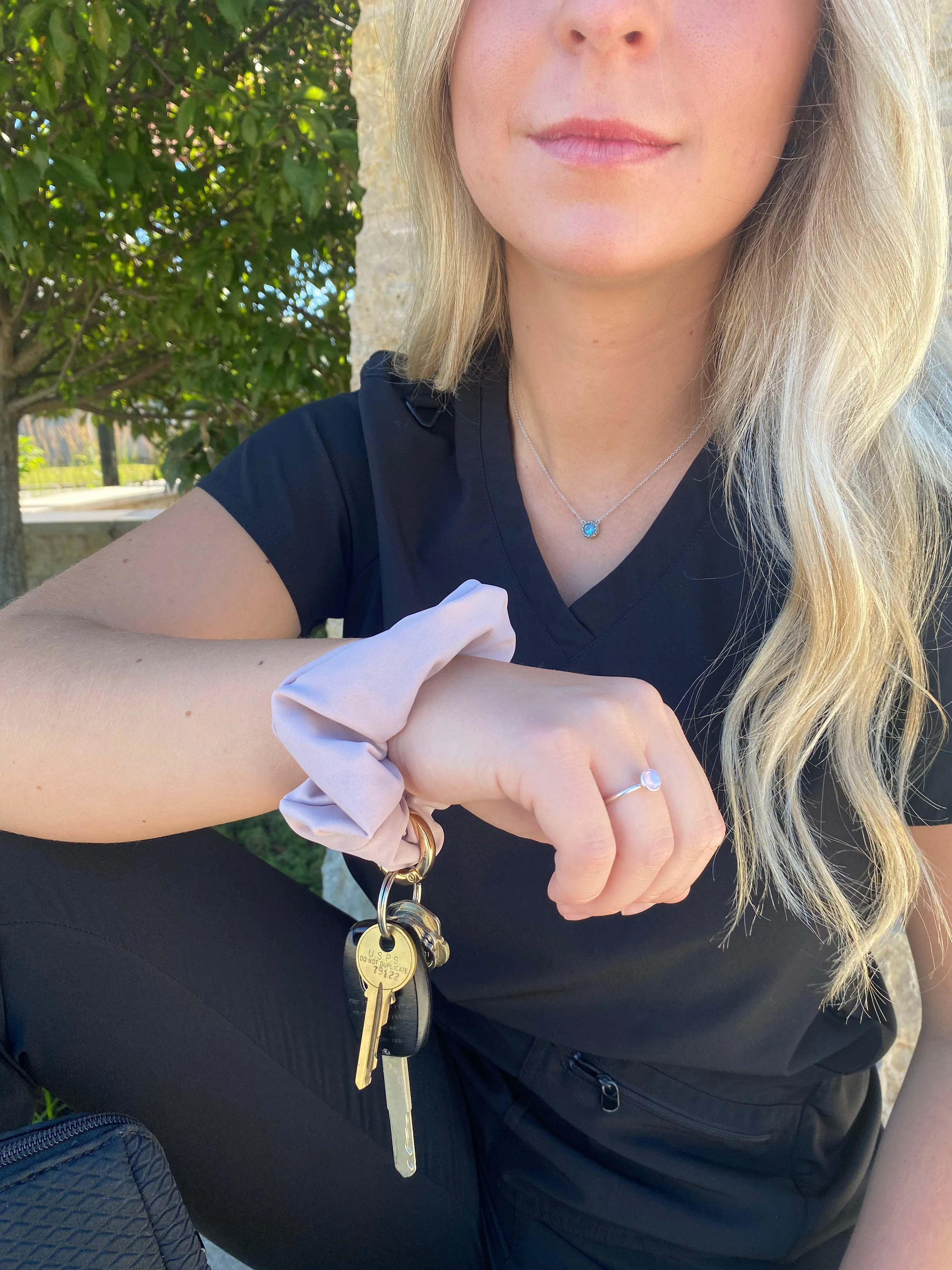Gingham Pocket Key Chain Scrunchie No Bow