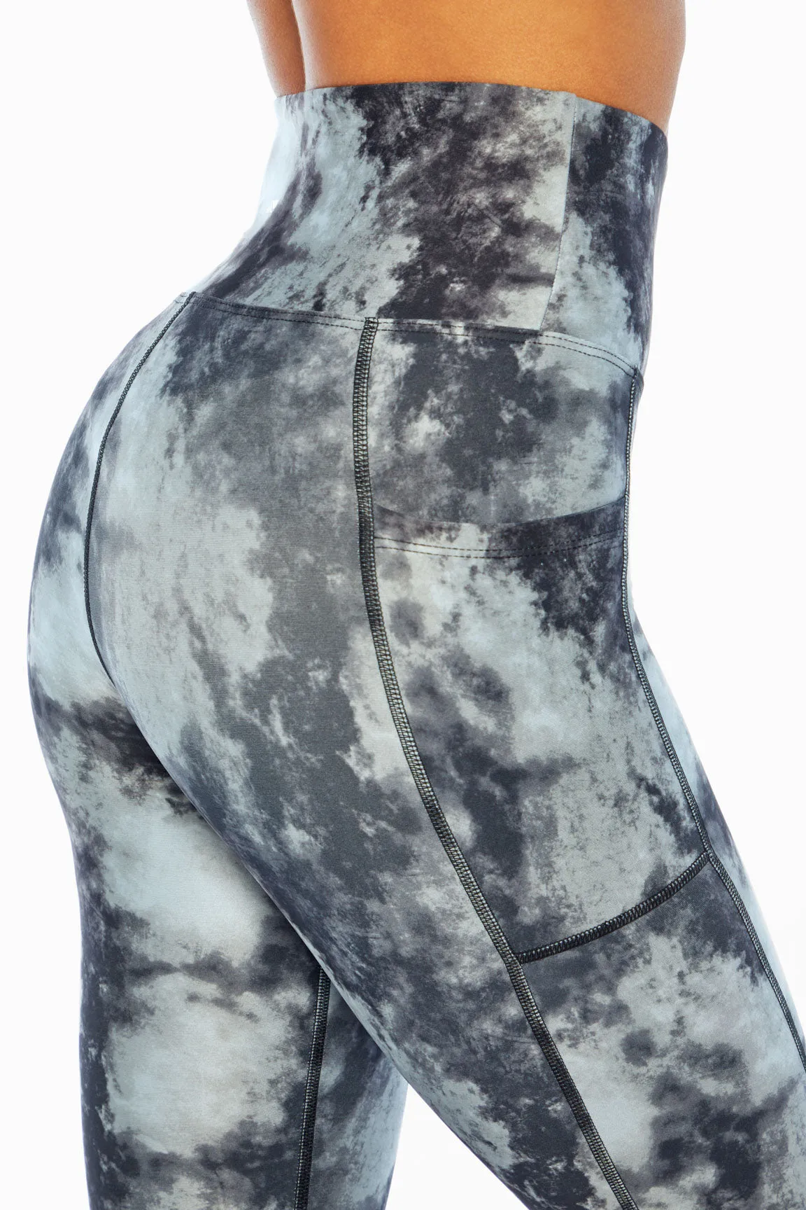 High Rise Side Pocket Ankle Legging