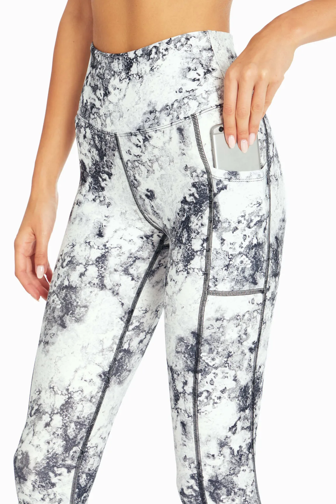 High Rise Side Pocket Ankle Legging