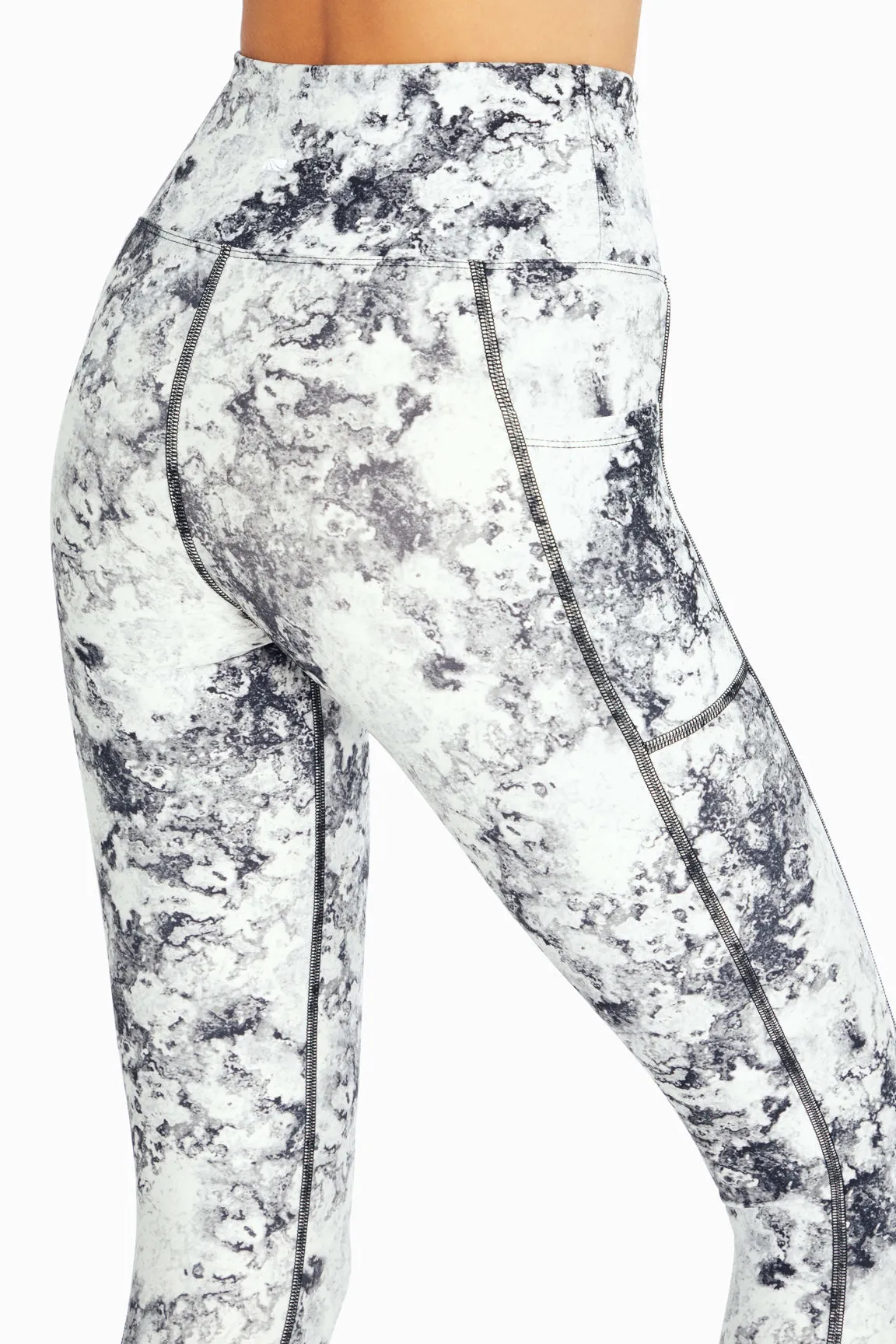 High Rise Side Pocket Ankle Legging