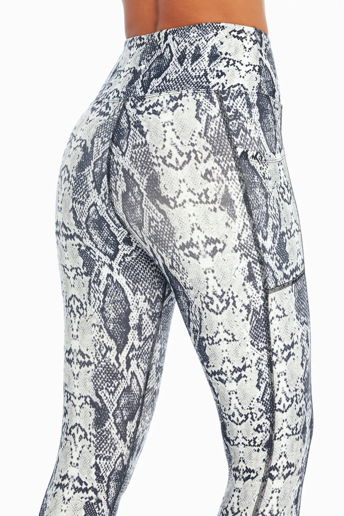High Rise Side Pocket Ankle Legging