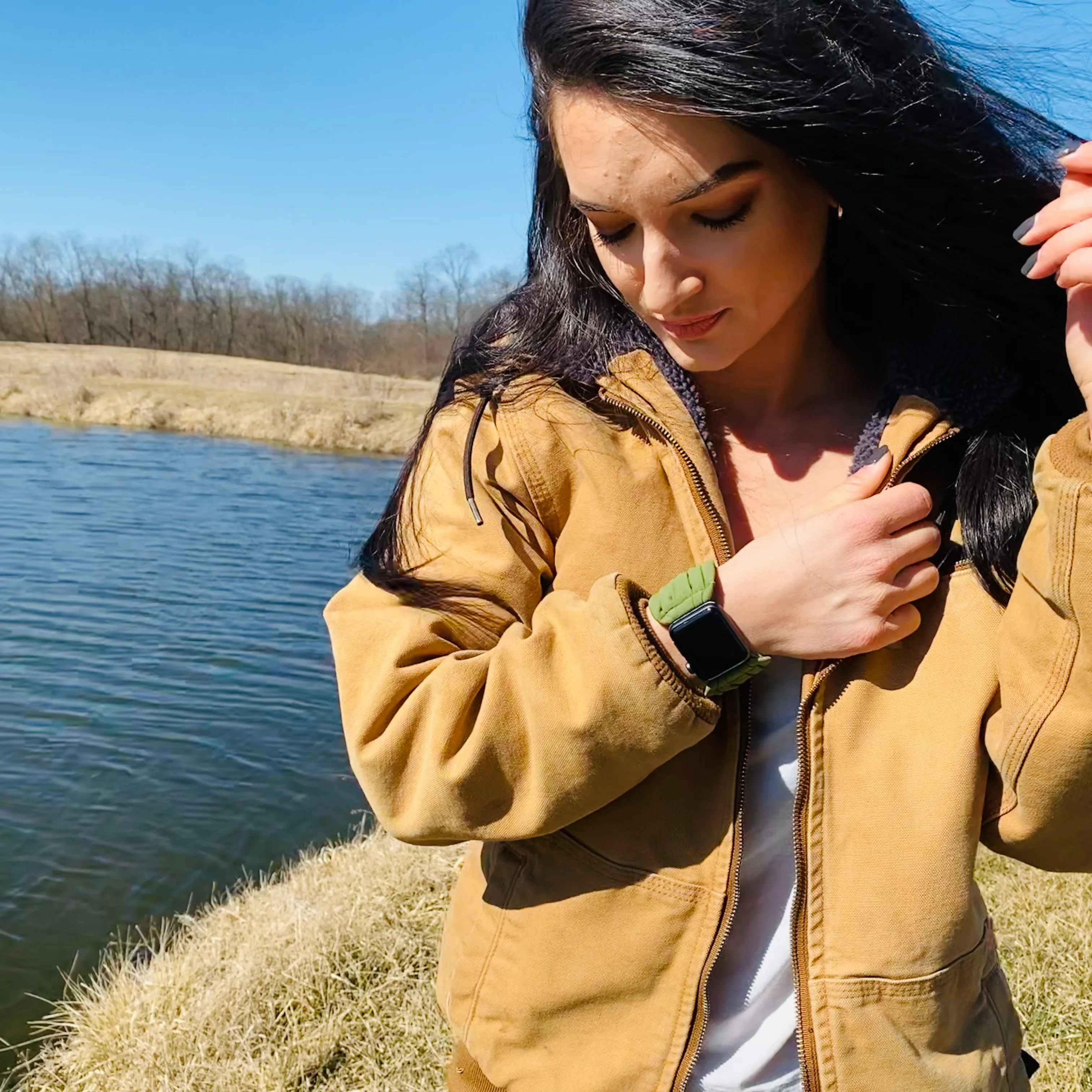 Lively Green Apple Watch Bandit